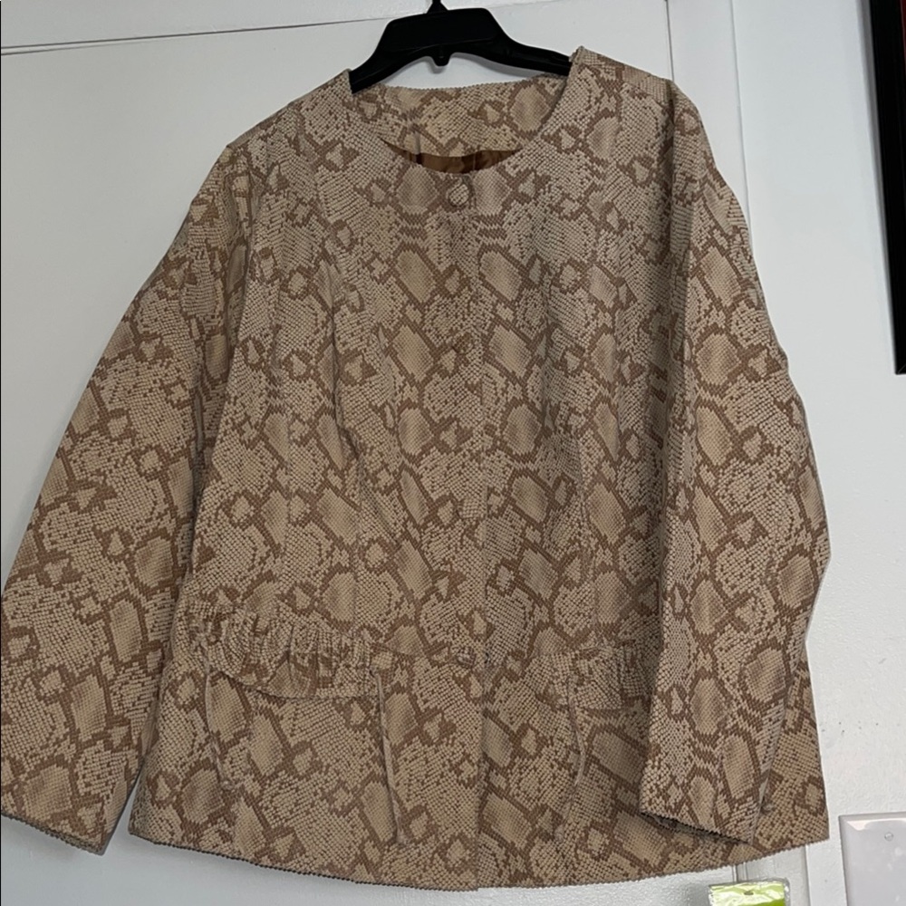 Stylish Tan Snake Print Women's Jacket